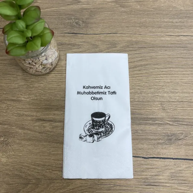 Einwegservietten “Kahvemiz aci, muhabbetimiz tatli olsun” 50 Stück