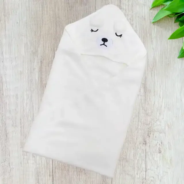 Baby Kapuzen-Badetuch “Bär”