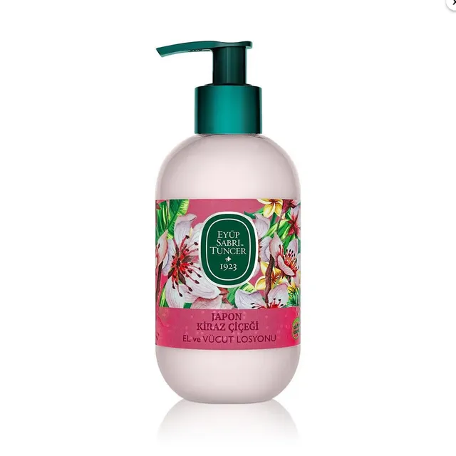 Eyüp Sabri Tuncer 1923 “Japanische Kirschblüte” Hand- und Körperlotion
